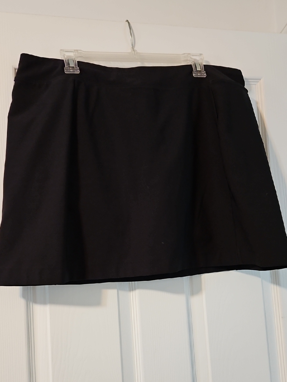 Lady Hagen Black Skort With Back Pocket. Size XL/16